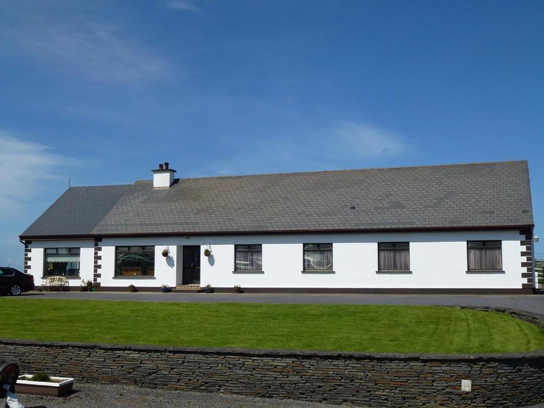 Cois Farraige Acomodação com café da manhã Lahinch Exterior foto